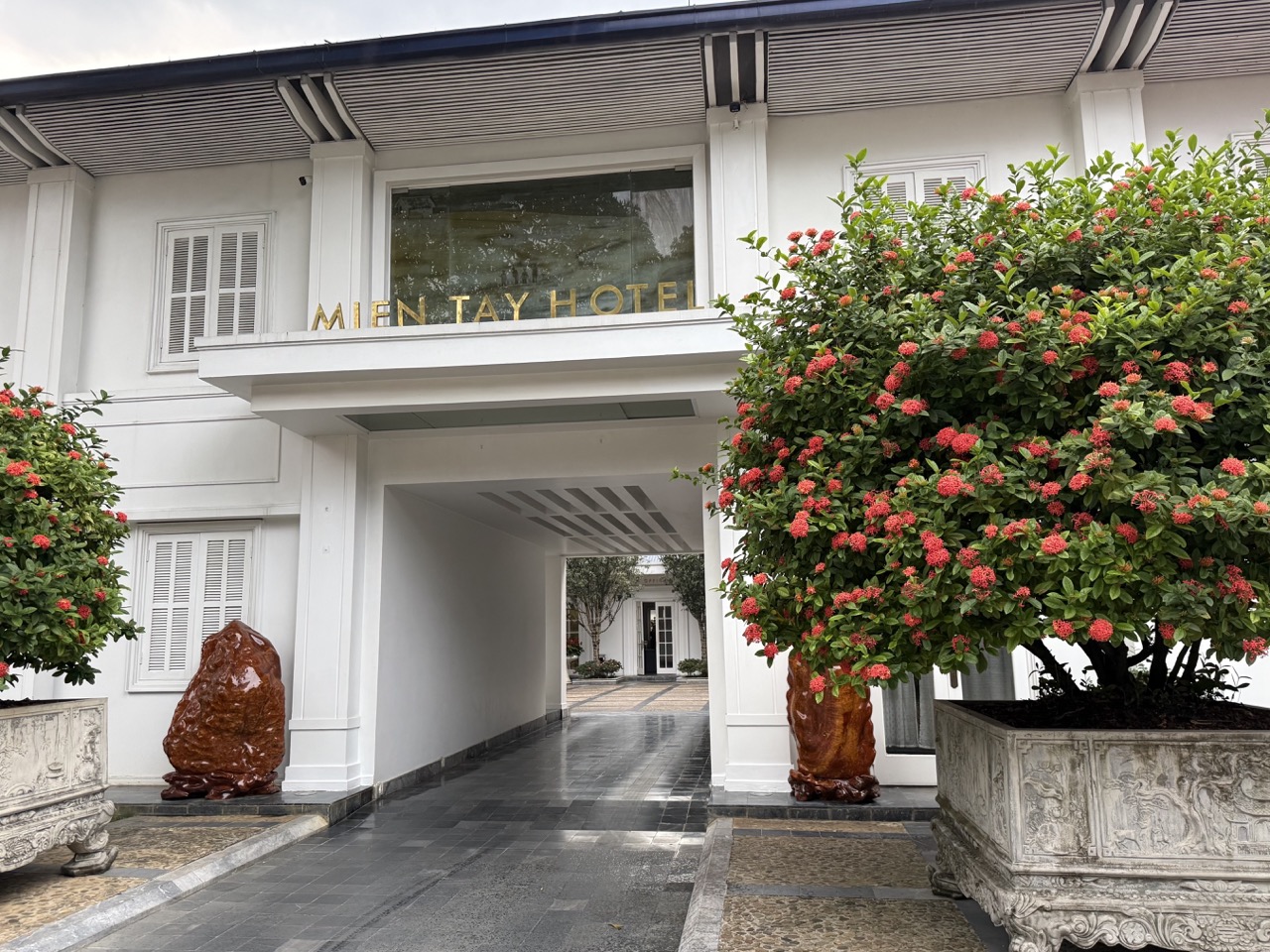 Mien Tay Hotel